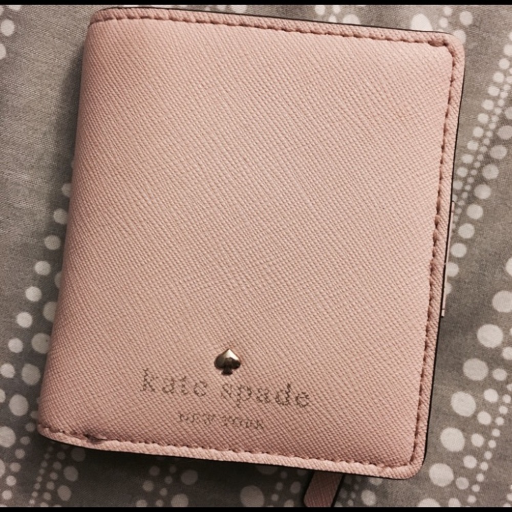 Kate Spade light pink wallet